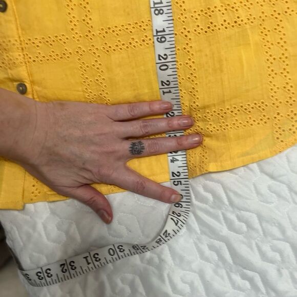 Sundance Tensift Eyelet Yellow Button Down Shirt Small Boho Oversized - Picture 12 of 12
